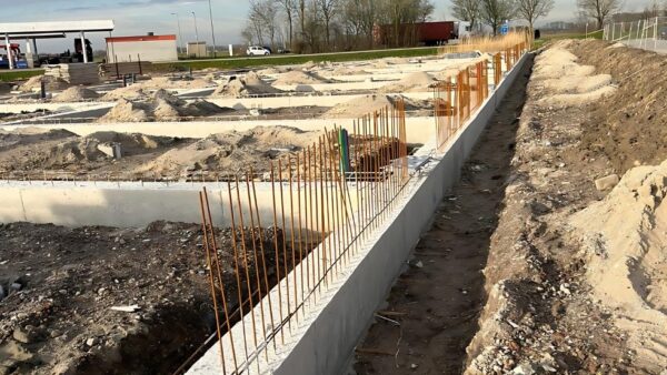 Uitgelichte afbeelding van Heinenoord | fundering bedrijfspanden gereed