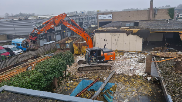 Uitgelichte afbeelding van Ede | sloopwerkzaamheden van start: woningen met kantoorruimte